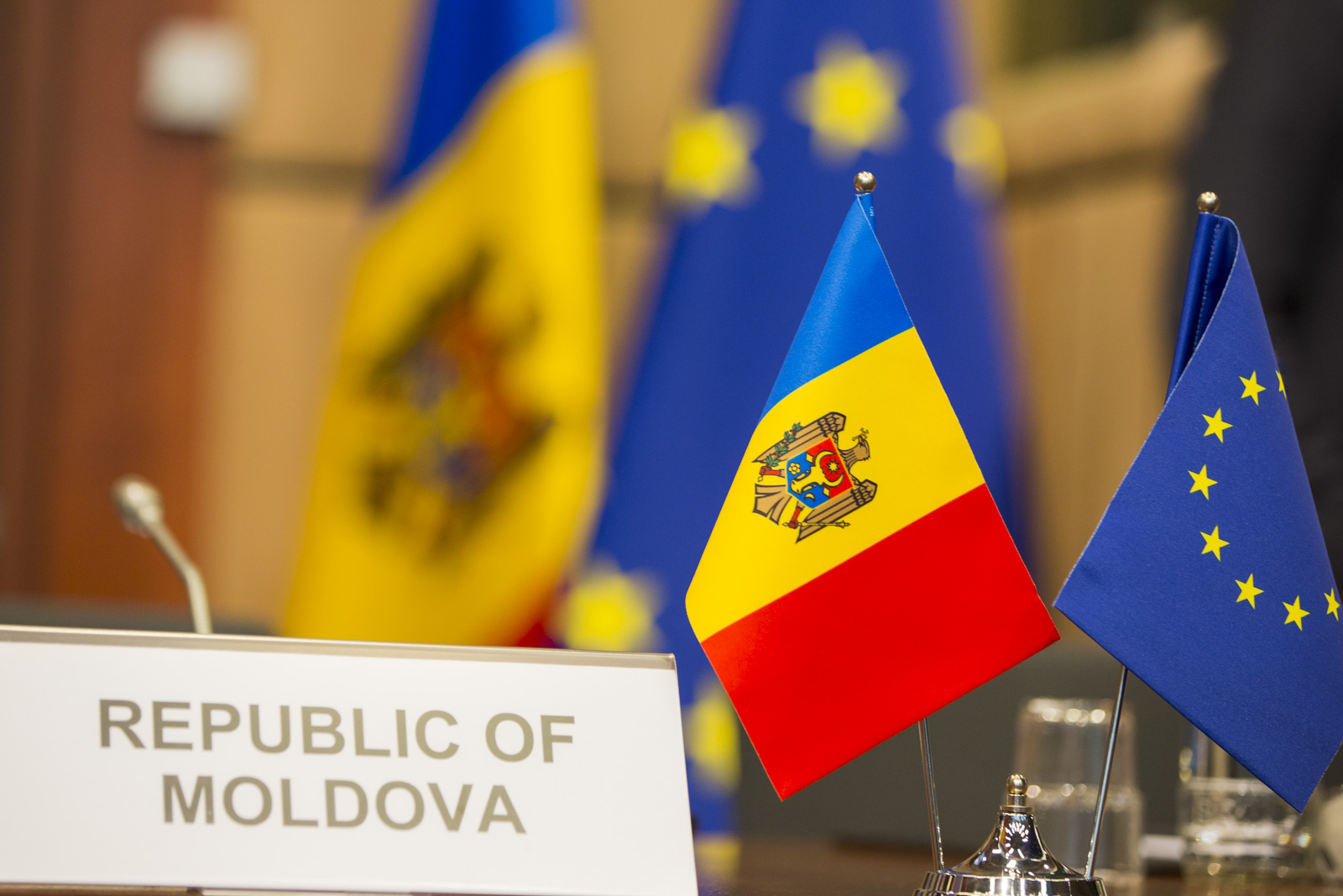 Parlamentul European cere începerea negocierilor de aderare a Republicii Moldova la Uniunea Europeană până în toamnă 