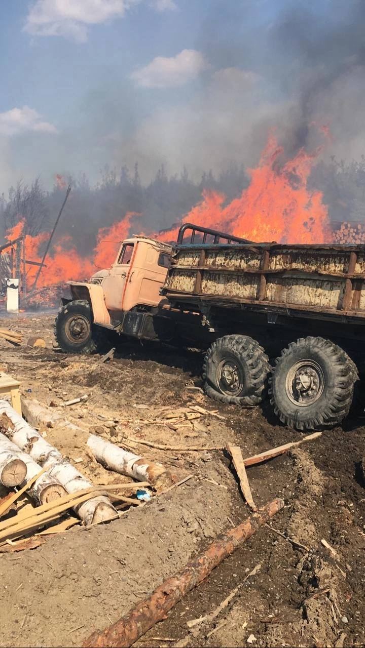 VIDEO | Un ultim bilanț și noi imagini cu incendiul din Rusia, care a mistuit un sat întreg și a afectat alte două localități