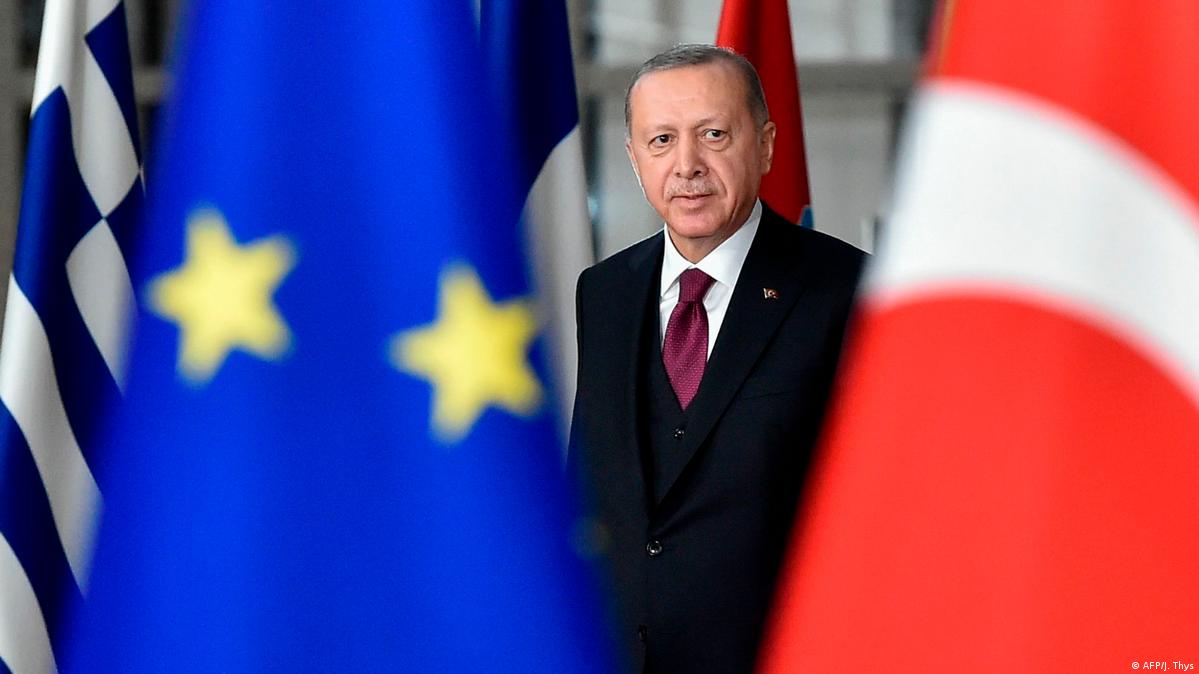 Erdogan admite o despărțire de UE, ca răspuns la un raport al Parlamentului European, care critică dur Turcia