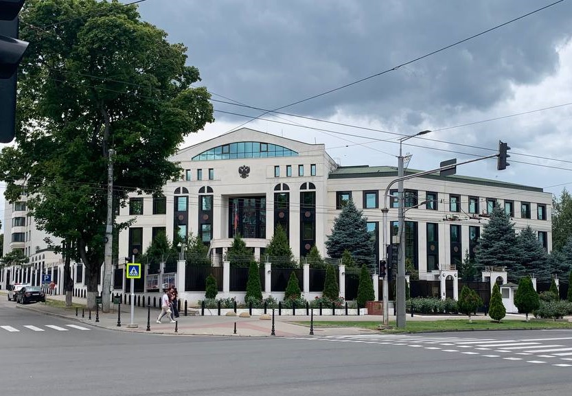 Social-democrații europeni dau de pământ cu Ambasada Rusiei: Cetățenii moldoveni își cunosc istoria și călăii și nu au nevoie de lecții veninoase