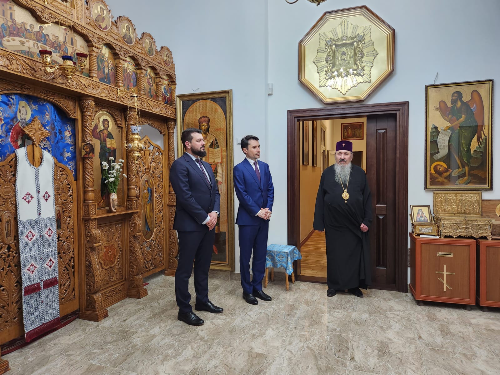 GALERIE FOTO | Noul secretar de stat pentru Culte din Guvernul de la București, Ciprian Olinici, în vizită la Mitropolia Basarabiei