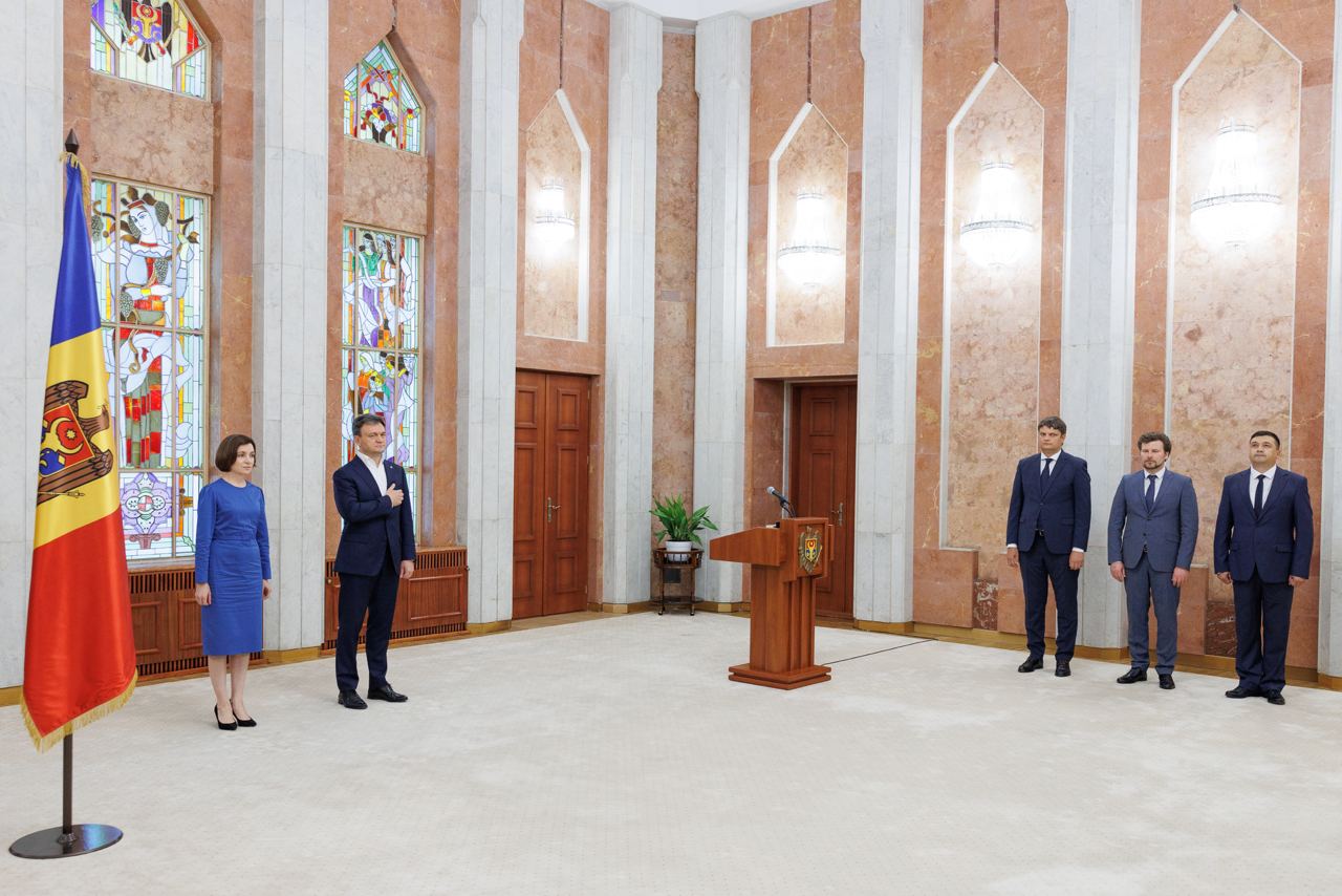 Cei trei noi miniștri din Guvernul Recean au depus jurământul la Președinție