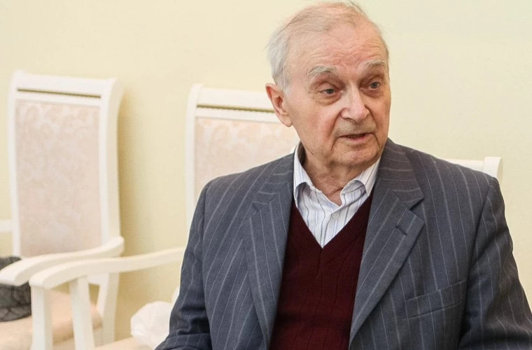 Celebrul scriitor basarabean Ion Druță împlinește astăzi onorabila vârstă de 95 de ani