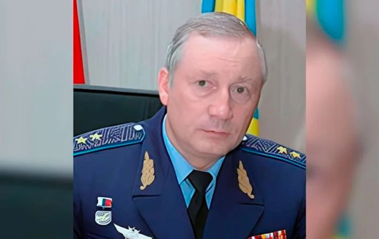 O nouă moarte misterioasă în Rusia. Un general care l-a criticat pe Putin, găsit mort în patul său alături de soție