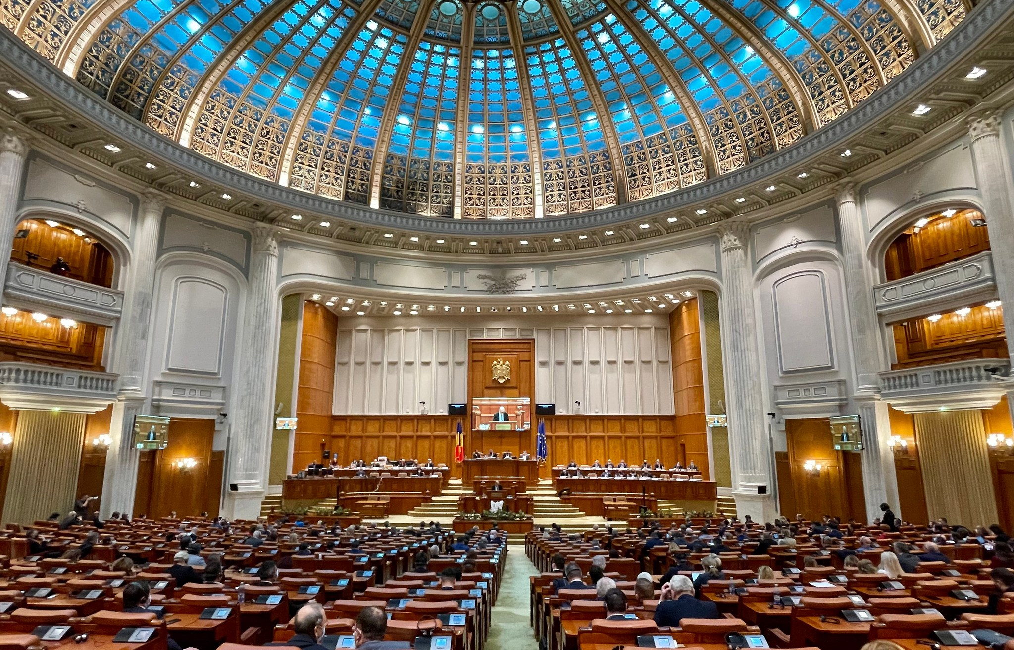 Parlamentul României a adoptat o rezoluţie privind perspectiva europeană a Republicii Moldova