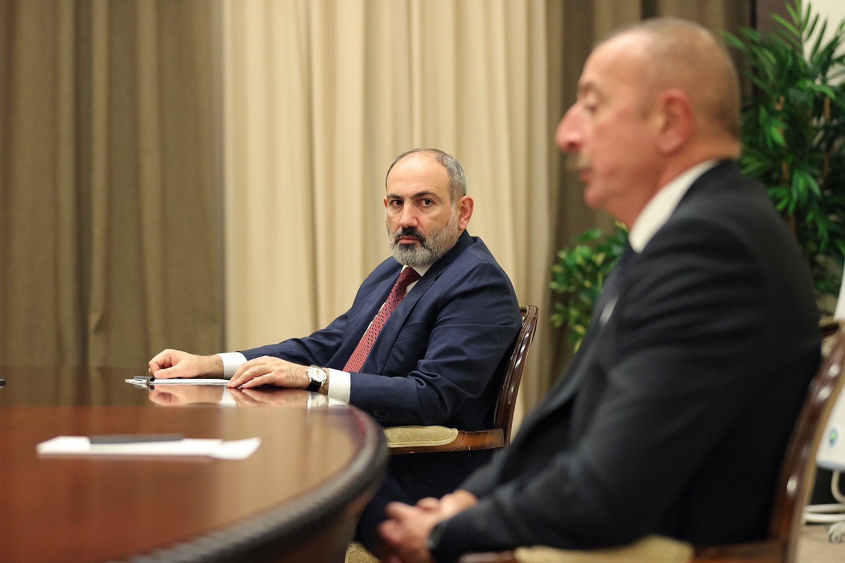 Armenia și Azerbaidjanul, pe drumul „către pacea mult așteptată în regiune”: Primul pas este schimbul de prizonieri de război